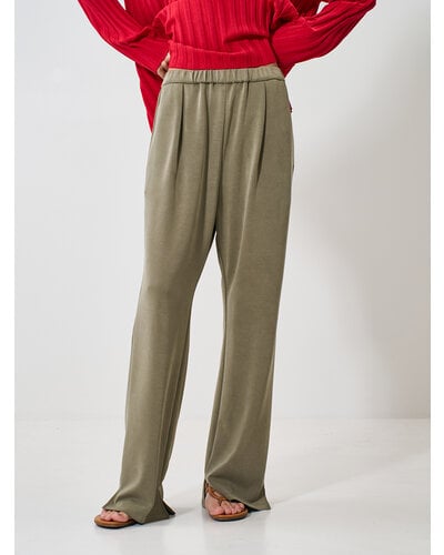 SIDE SLIT SLACKS （setup対応） 【yenn イエン 25春ご予約】