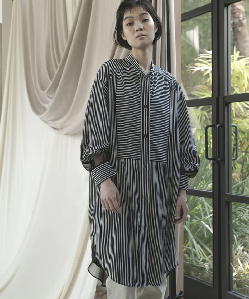 【美品】Lallia Mù ラリア・ムー バンドカラーストライプシャツ Lallia Mù ラリア・ムー 23春夏ご予約】 バンドカラーストライプ