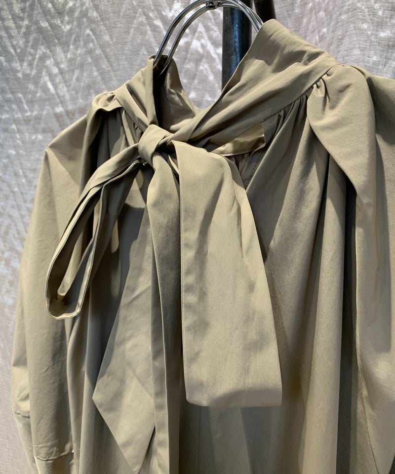 anana アナナ 22秋ご予約】 BIGリボンボリュームスリーブワンピース  