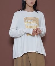 CYAN tokyo シアントーキョー 25秋冬ご予約】 バックギャザーロゴL/S T
