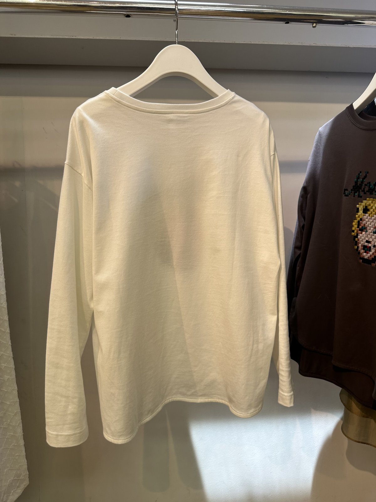 モザイク刺繍(モンロー)ロンTee 809004 | BlueOnionStore モザイク刺繍(モンロー)ロンTee 809004 | BlueOnionStore