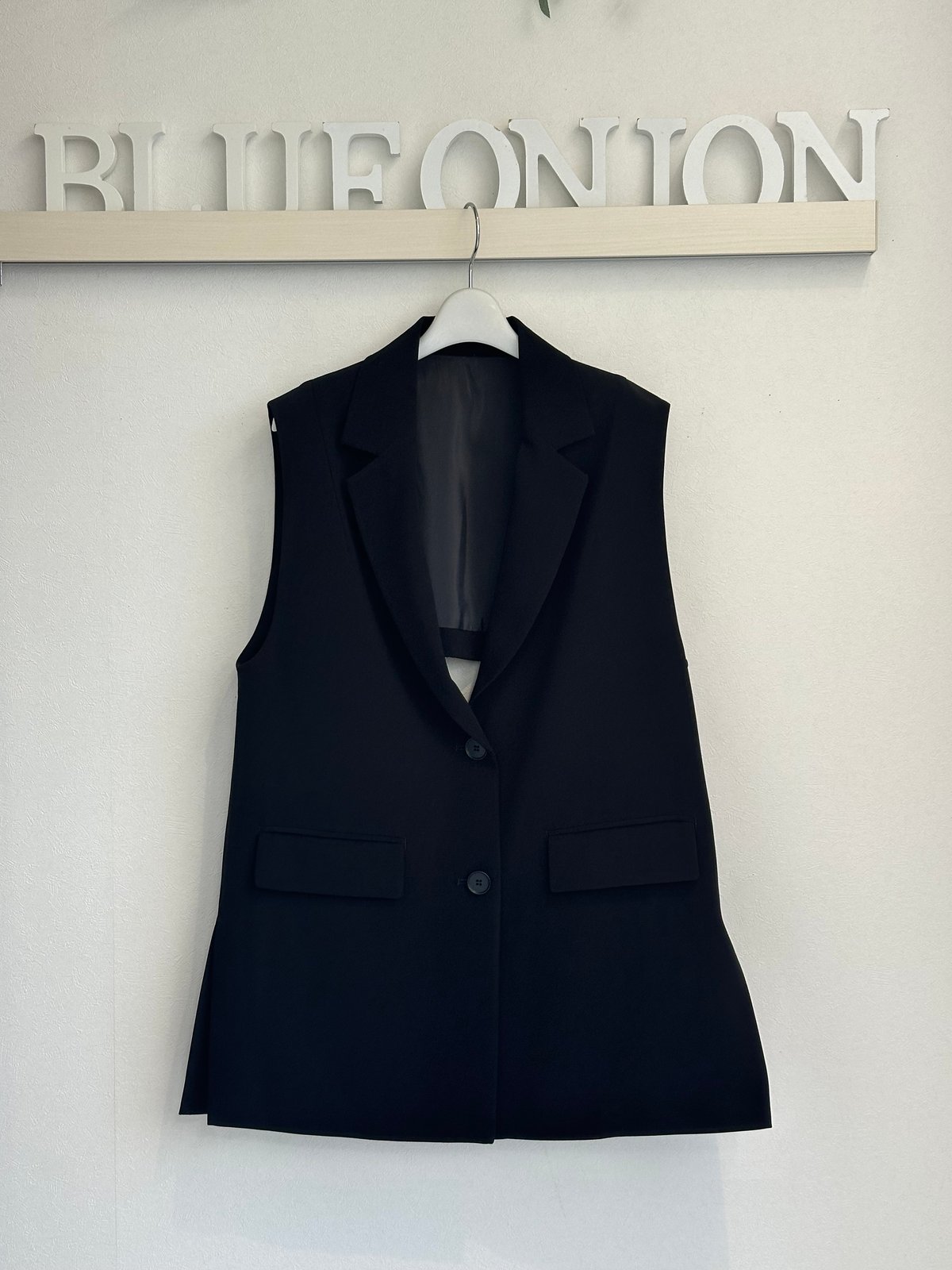 バックスリットジレ 35405 | BlueOnionStore バックスリットジレ 35405 | BlueOnionStore