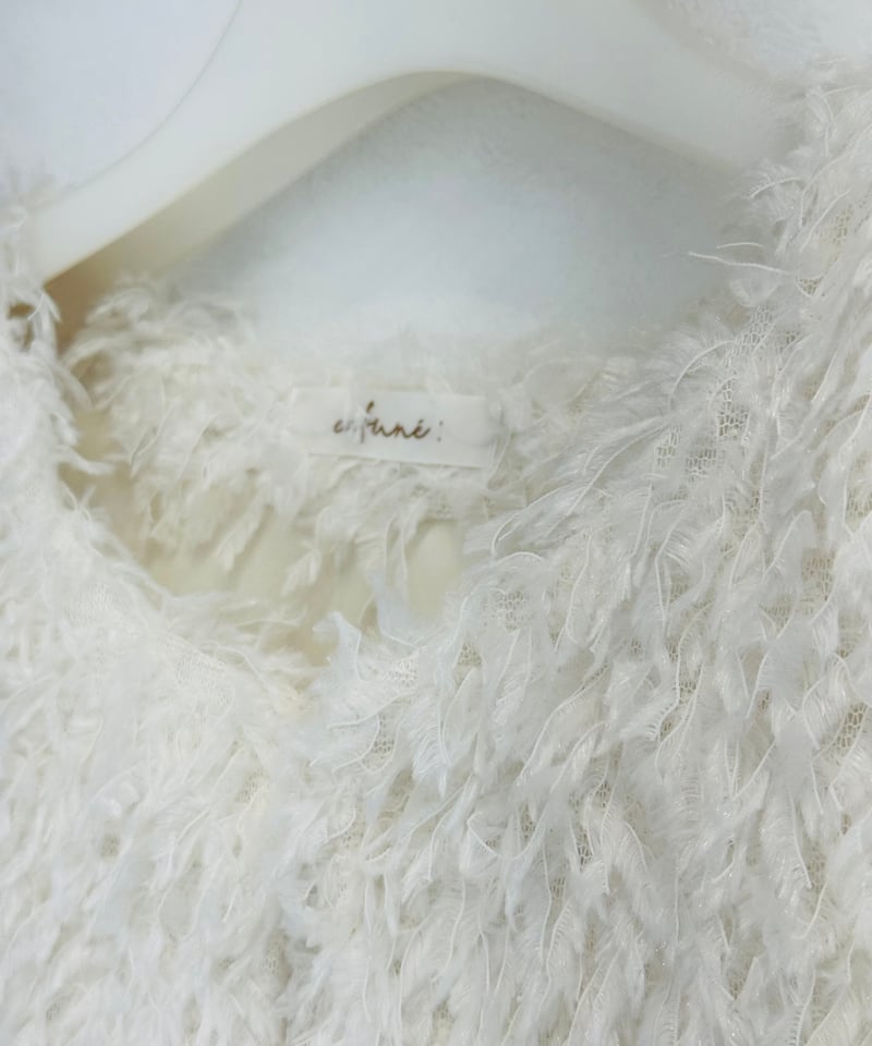 ☆再々入荷で早くもラスト①点☆大人気☆フェザーヤーンジレ ☆再々入荷で早くもラスト①点☆大人気☆フェザーヤーンジレ