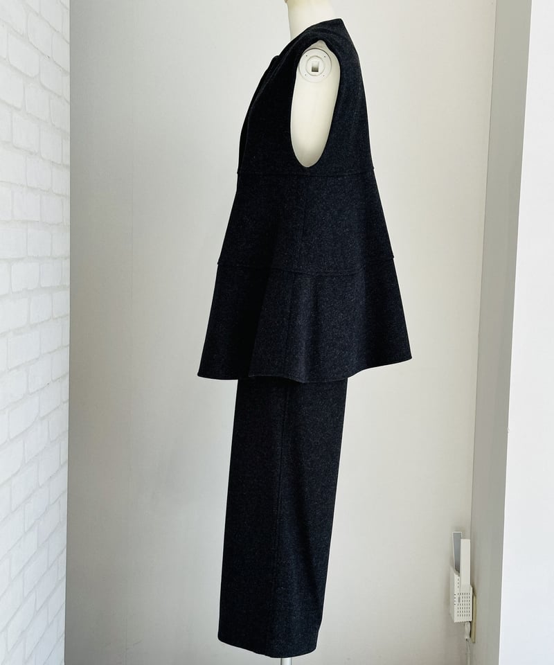 ウールライクティアード”パプラムベスト a62-020 | BlueOnionStore