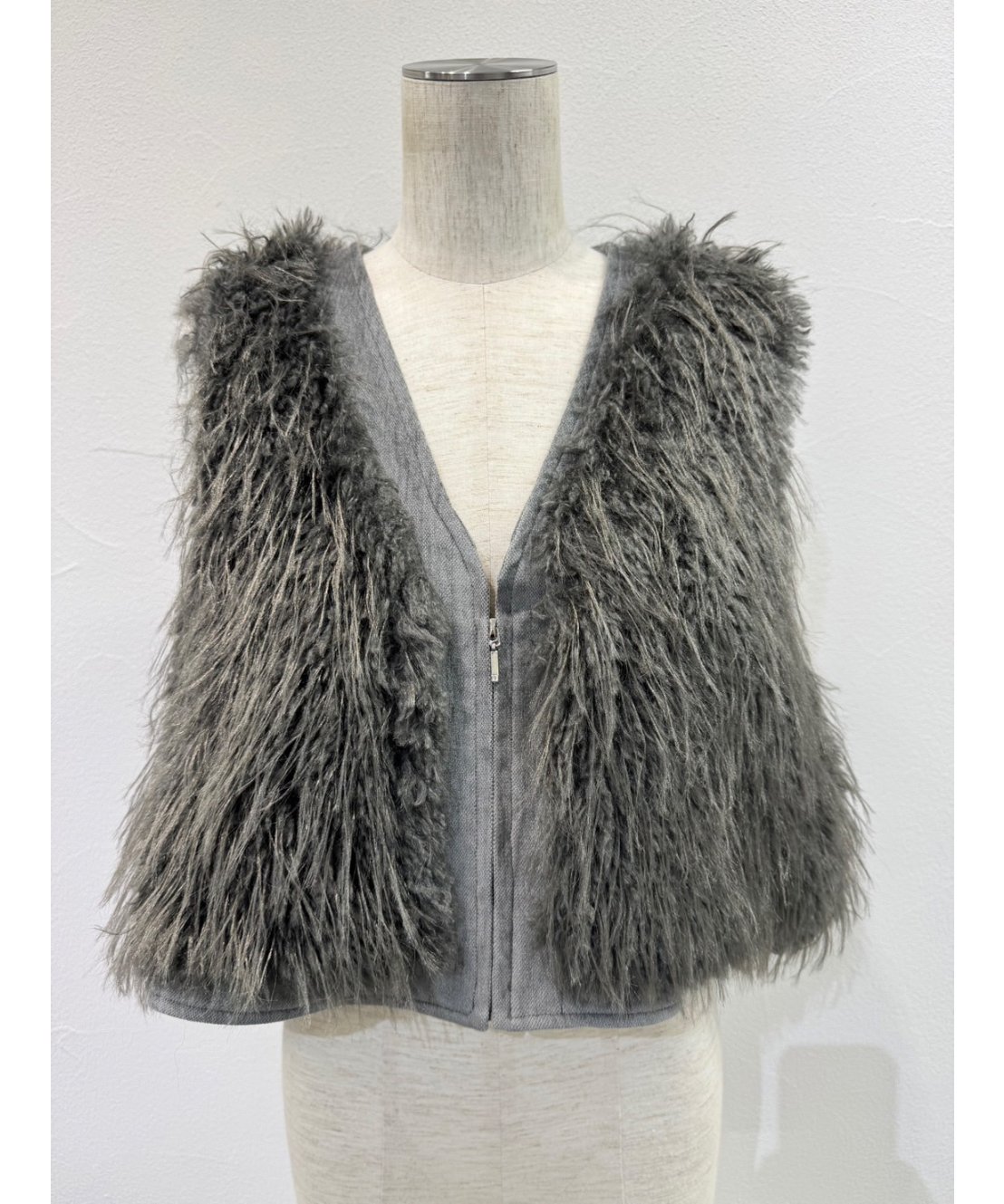 CYAN tokyo シアントーキョー 25秋冬ご予約】 MIXファーZIPベスト 507