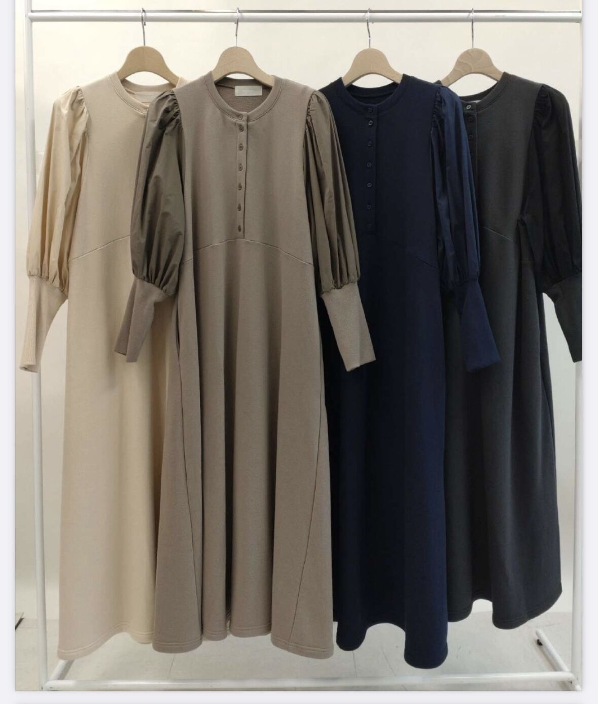 マイラン¥62640新品タグ付きMYLANボリュームスリーブワンピース マイラン¥62640新品タグ付きMYLANボリュームスリーブワンピース 【公式