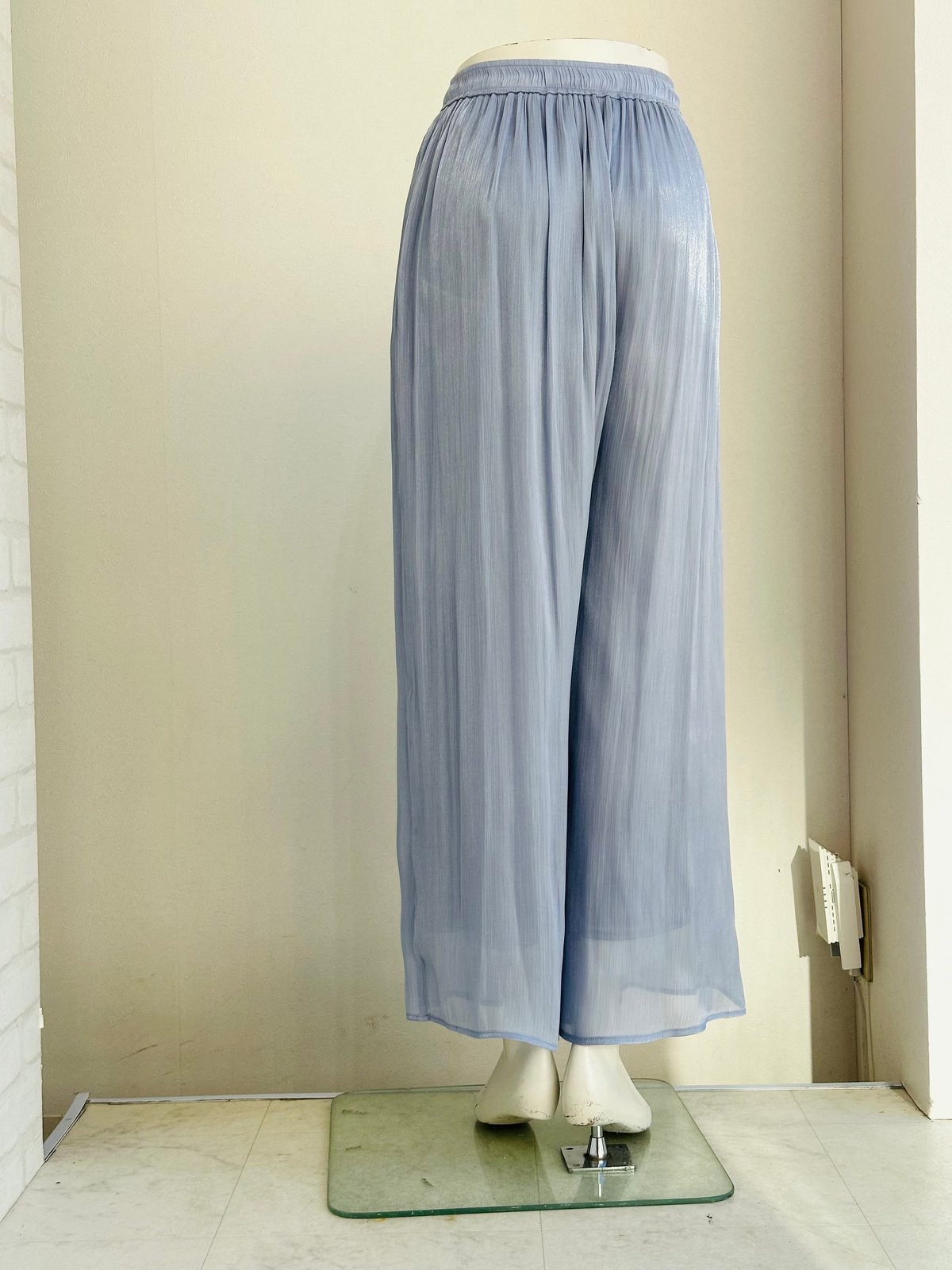 シャイニーギャザーパンツ 512-86502 | BlueOnionStore シャイニーギャザーパンツ 512-86502 | BlueOnionStore
