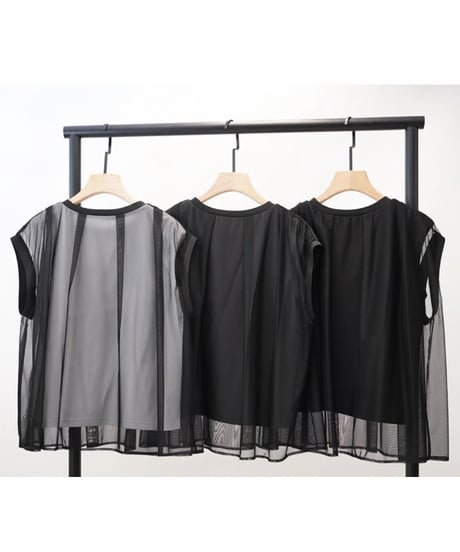 【33℃  thirty-three degrees　25ss夏ご予約】  チュールレイヤード箔カレッジフレンチ袖プルオーバー    505313    2505c