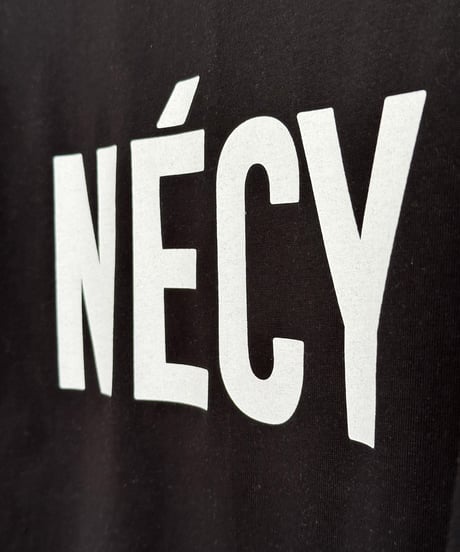 店頭分わずかですが再々再入荷★入荷即完売大人気★ スリット七分袖LOGOTシャツ　512-85692