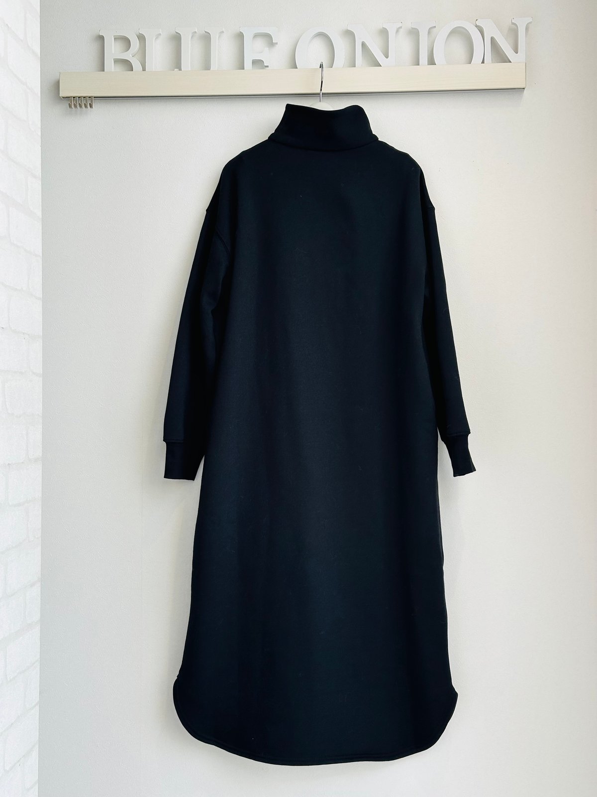 入荷即完売で再入荷☆ 爆暖ハーフZIPワンピース 352-85702 入荷即完売で再入荷☆ 爆暖ハーフZIPワンピース 352-85702
