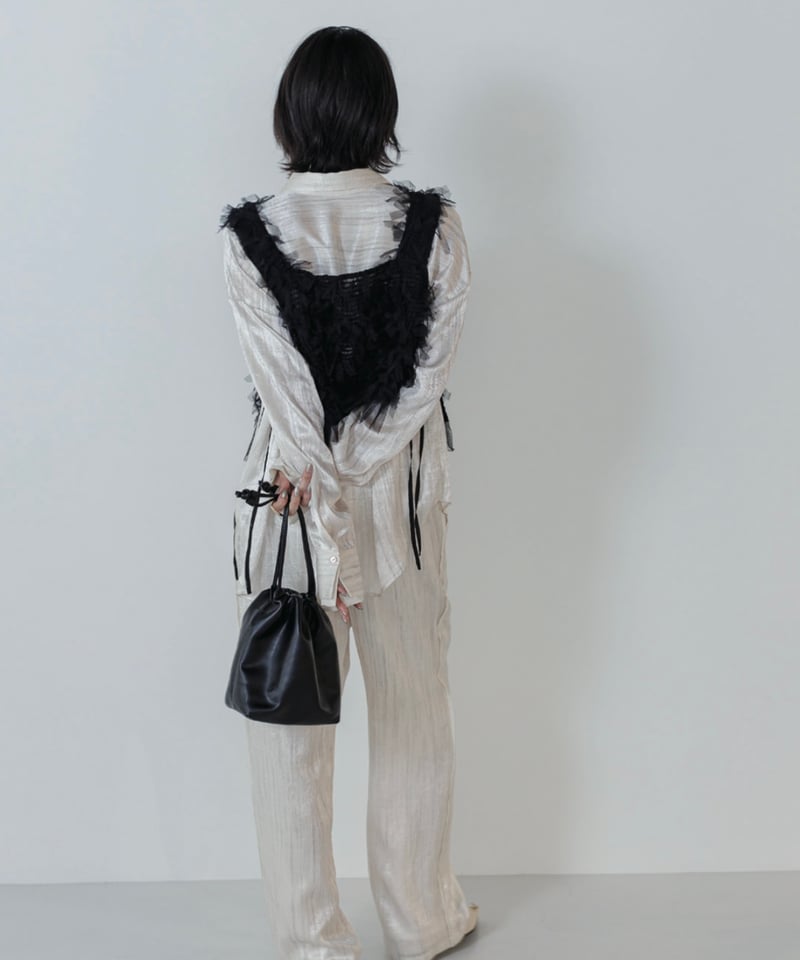 CHIGNON シニオン 25梅春ご予約】 ワッシャーサテンブラウス CHIGNON シニオン 25梅春ご予約】 ワッシャーサテンブラウス