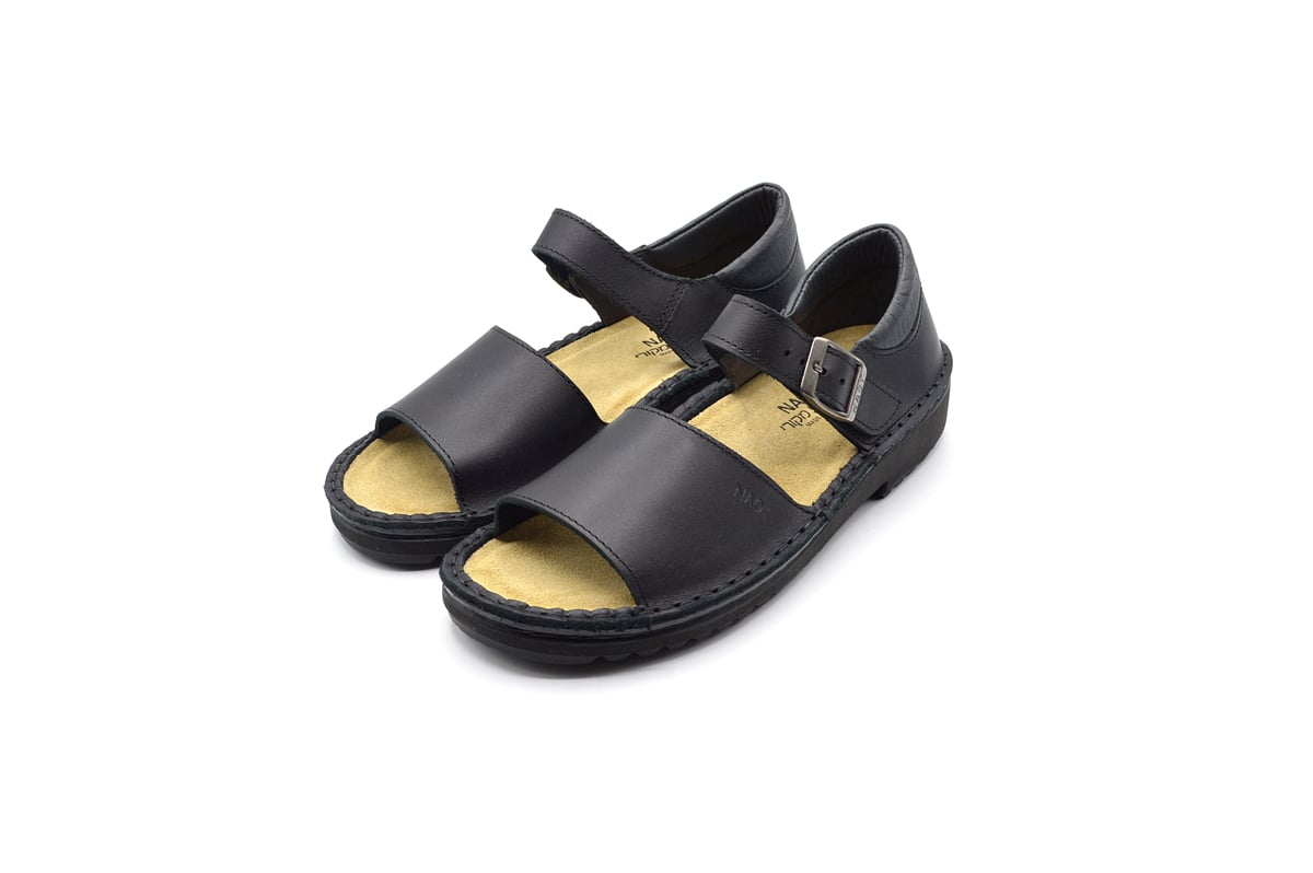 NAOT ナオト　HEIDI Matt Black マットブラック　サンダル NAOT HEIDI Matt Black（レディース） | テリフリ