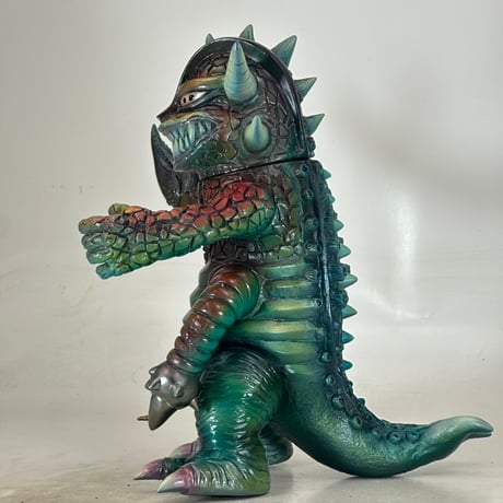 KAIJU_GOTANDA　*1 OFF*　H3STUDIO × Siccaluna