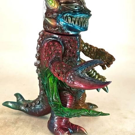 KAIJU_GOTANDA　*1 OFF*　H3STUDIO × Siccaluna