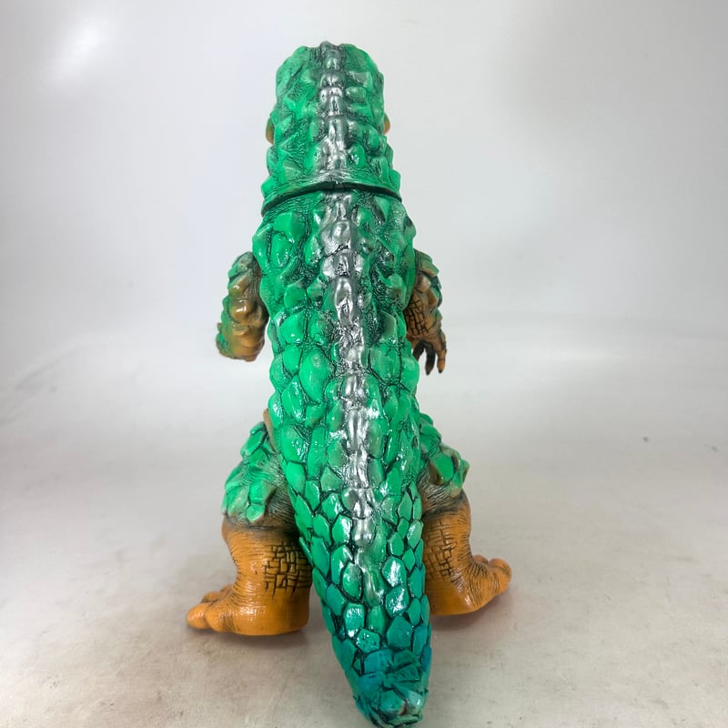 ブルファクト　怪獣フィギュア 青緑色 ソフトビニール　特撮　スエルノドン　蓄光 ブルファクト 怪獣フィギュア 青緑色 ソフトビニール 特撮