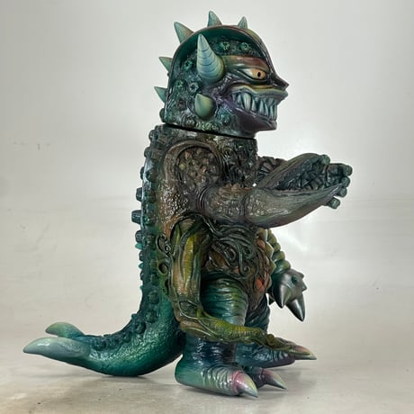 KAIJU_GOTANDA　*1 OFF*　H3STUDIO × Siccaluna