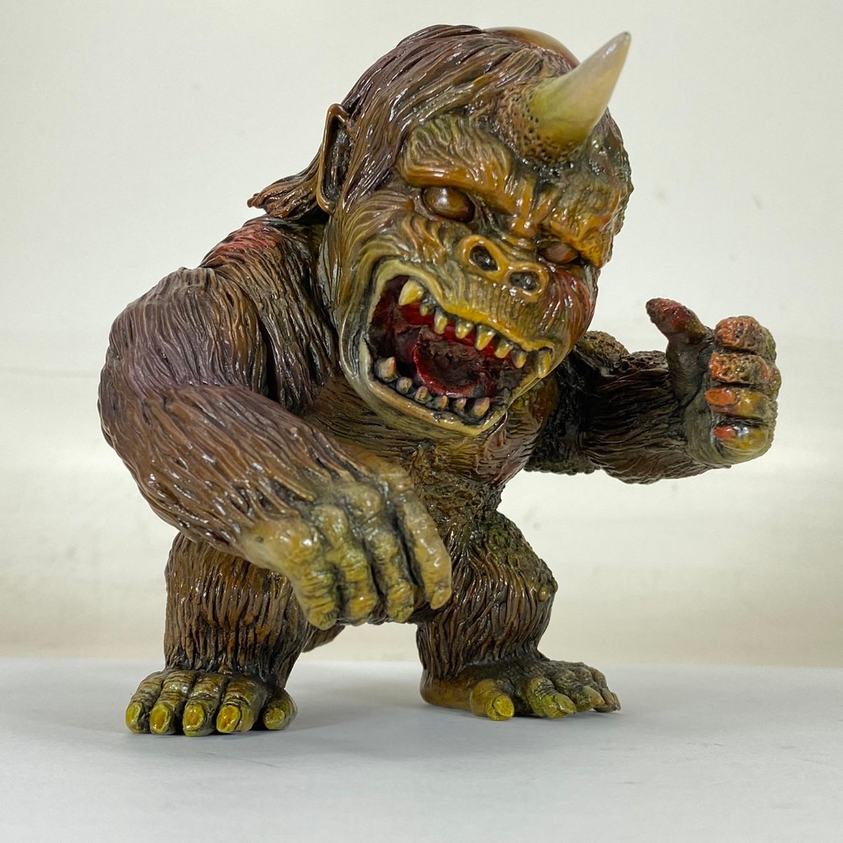 シカルナ工房　ワンオフ品　ハロウィンなIZO インディーズソフビ　メーカー限定品 ゾンゴラ *1 OFF* | シカルナ・工房 ｜ONLINE SHOP