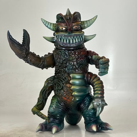 KAIJU_GOTANDA　*1 OFF*　H3STUDIO × Siccaluna