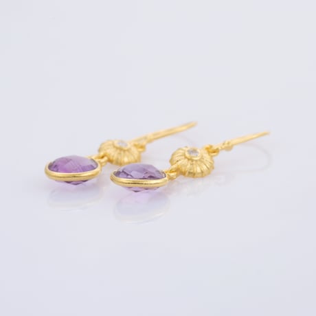 sea shell CZ amethystピアス