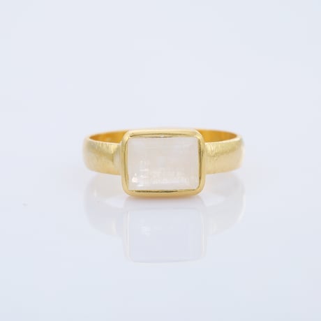 rectangular shape moonstoneリング
