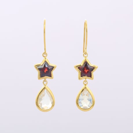 star red garnet and pear moonstoneピアス