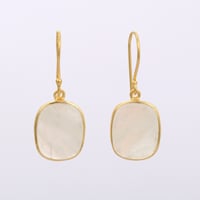 cube shape rainbow moonstoneピアス