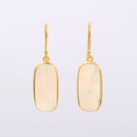 elongated rainbow moonstoneピアス