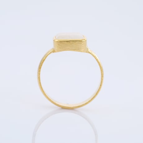 rectangular shape moonstoneリング