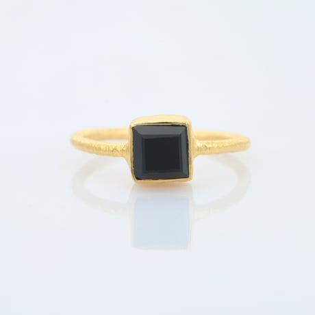 small square black onyxリング