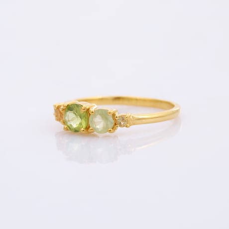 peridot prenite citrine four stoneリング