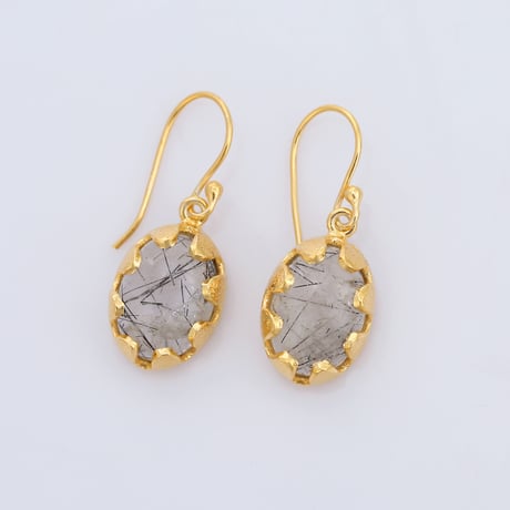 black rutile tribal motifピアス
