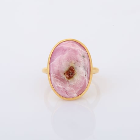 large oval dyed ruby リング