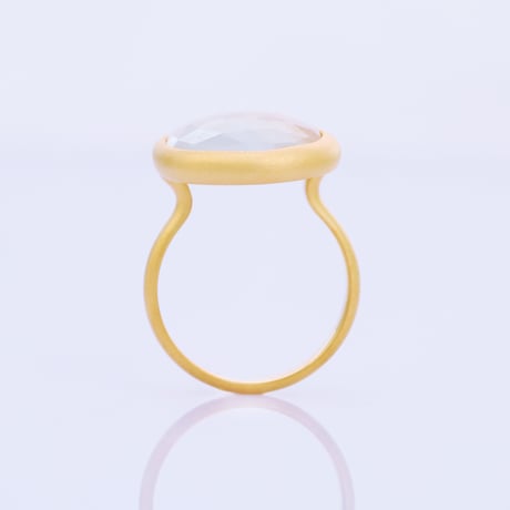 whitish yellow beige sapphireリング