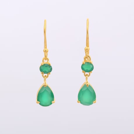 green onyx round pear shapeピアス