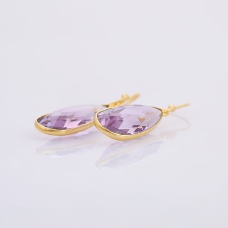 chandelier amethyst checkered cutピアス