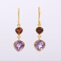 pear shape red garnet amethystピアス