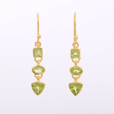 square oval triangle peridotピアス