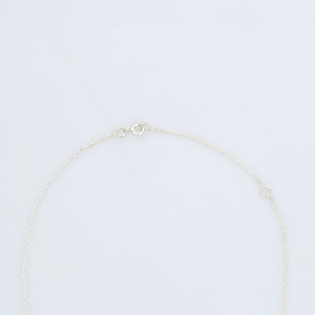 whitish green sapphireネックレス