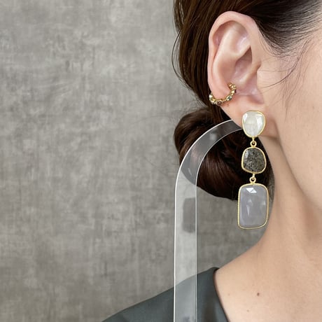 moonstone rutile and gray chalcedony studピアス