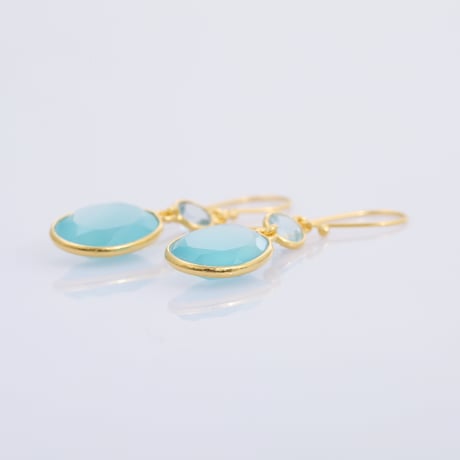 blue topaz aqua chalcedonyピアス