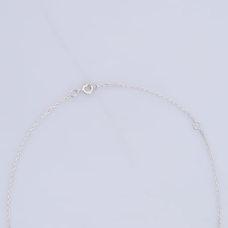 bluish yellowish gray sapphireネックレス