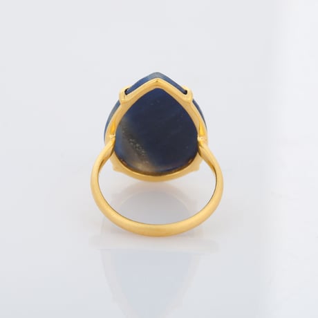 large pear shape blue sapphireリング