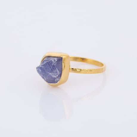 diya shape rough tanzaniteリング