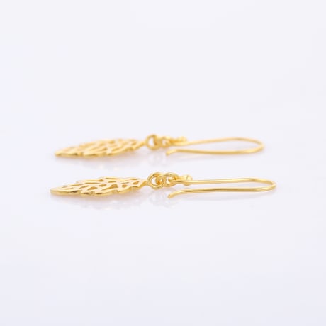 floral lotus leafピアス