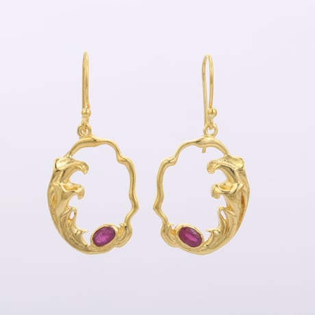ruby waves motifピアス