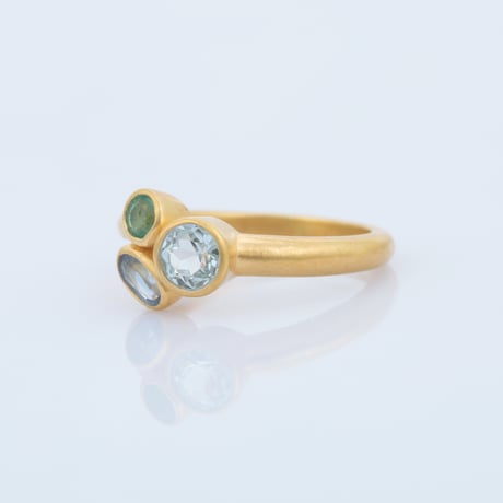 blue topaz emerald kyaniteリング