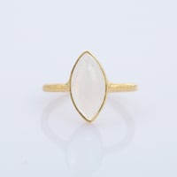 marquise cabochon moonstoneリング