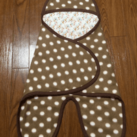 ベビー足つきおくるみ（アフガン）【型紙ダウンロード販売】