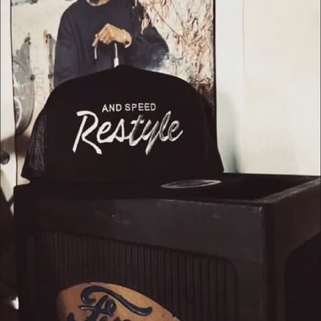 【FOUR Speed Garage】"RESTYLE AND SPEED" CAP White蓄光刺繍