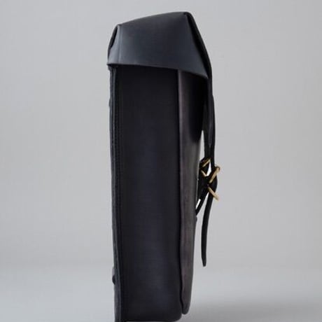 UNCROWD RIGID SIDE BAG